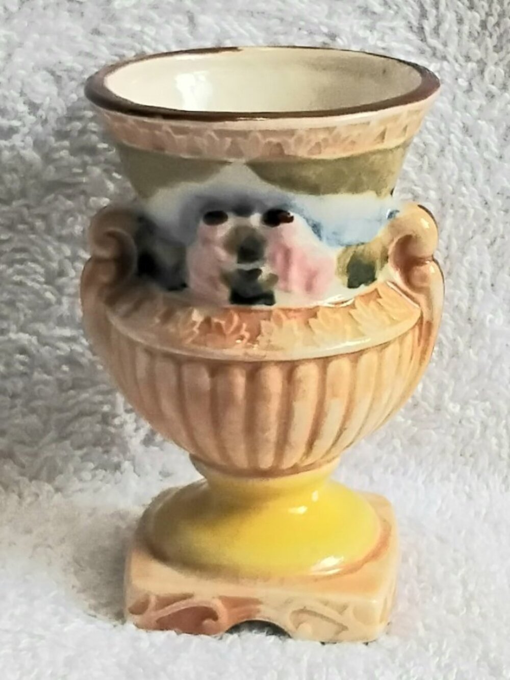 Vintage Beautiful 3 1/2" Japanese Mini Vase Marked Japan!!